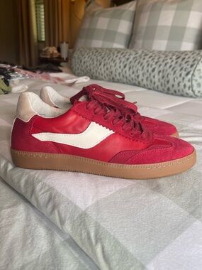Dolce Vita “Notice” Women’s sneakers Red/white Sz.7